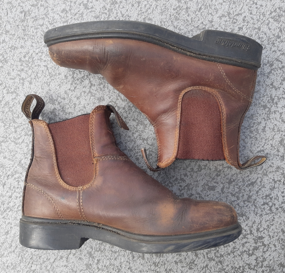 Blundstone Brown Leather Chelsea Ankle Boots - Picture 7 of 15
